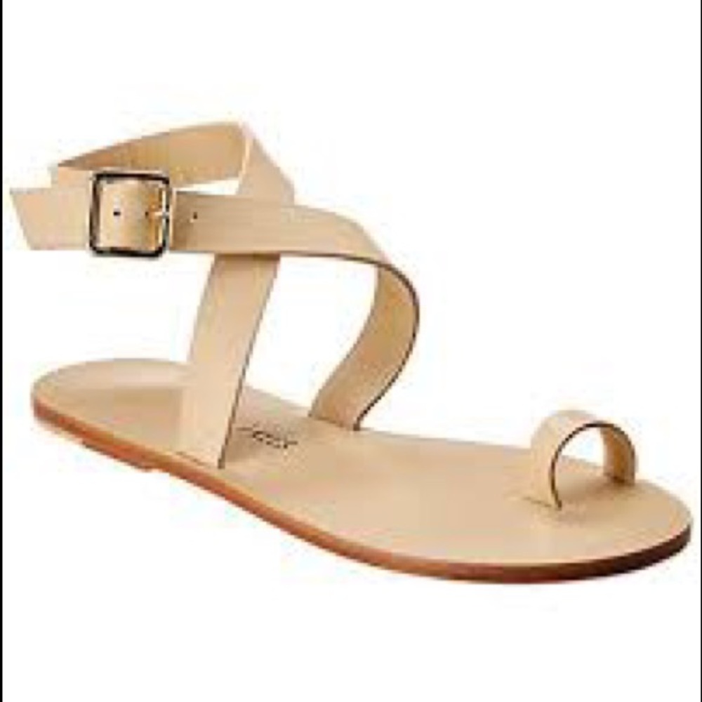 NWOT TKEES Nicole Sandal in natural (Sz 7)